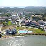 Level 3 Sea View Studio